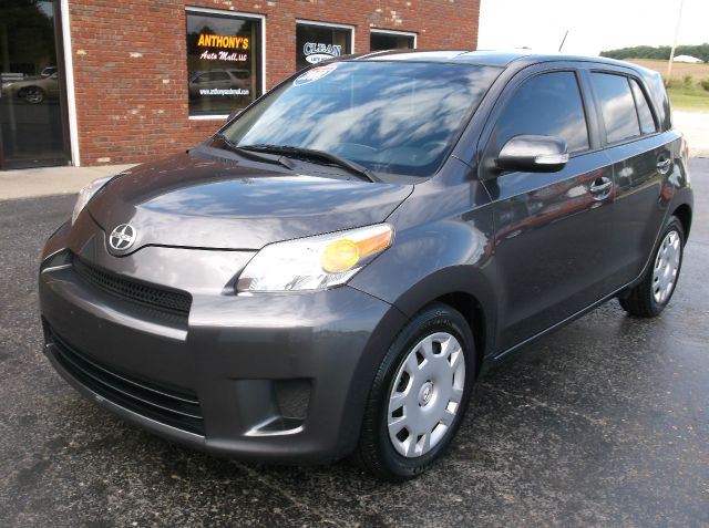 Scion xD 2008 photo 10