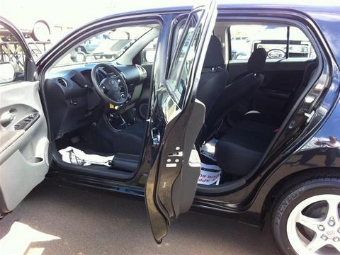 Scion xD 2008 photo 3