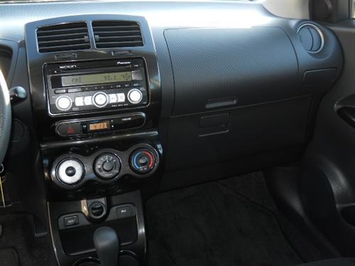 Scion xD 2008 photo 4