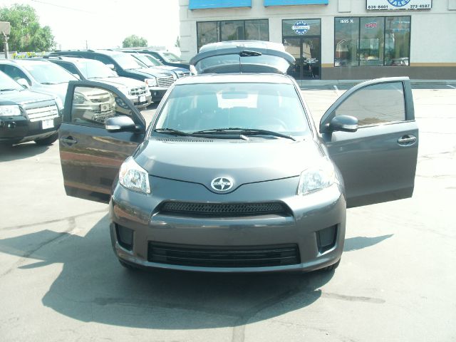 Scion xD 2009 photo 1