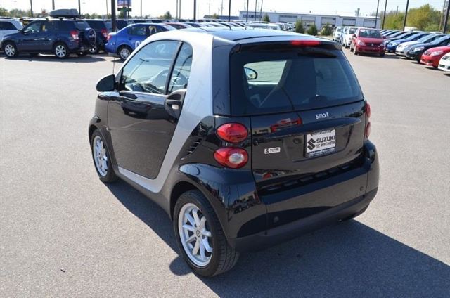 Smart fortwo 2009 photo 2