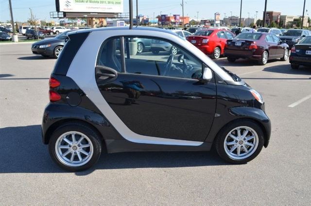 Smart fortwo 2009 photo 4