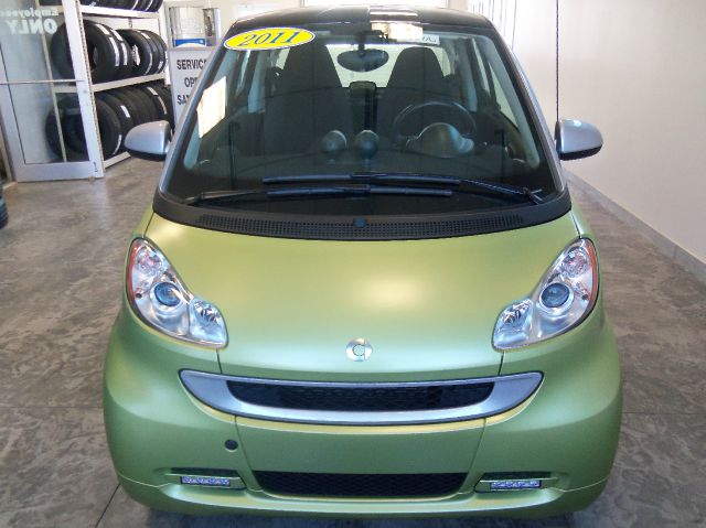 Smart fortwo 2011 photo 1