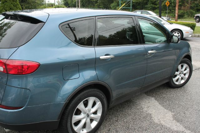 Subaru B9 Tribeca 2006 photo 1