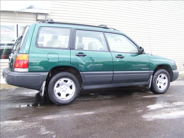 Subaru Forester 1998 photo 1