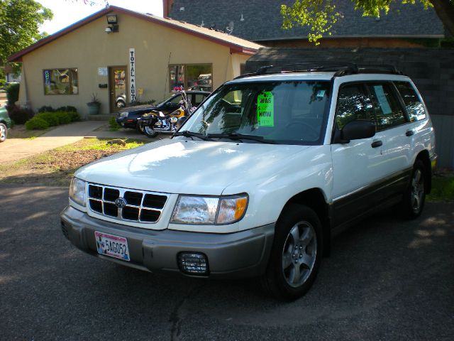 Subaru Forester 1998 photo 4