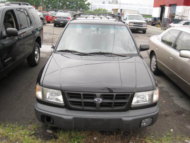 Subaru Forester 1998 photo 1