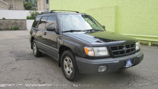 Subaru Forester 1998 photo 1