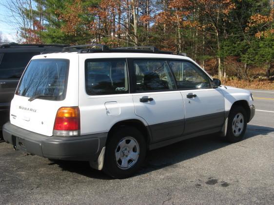 Subaru Forester 1998 photo 3