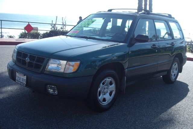 Subaru Forester 1998 photo 1