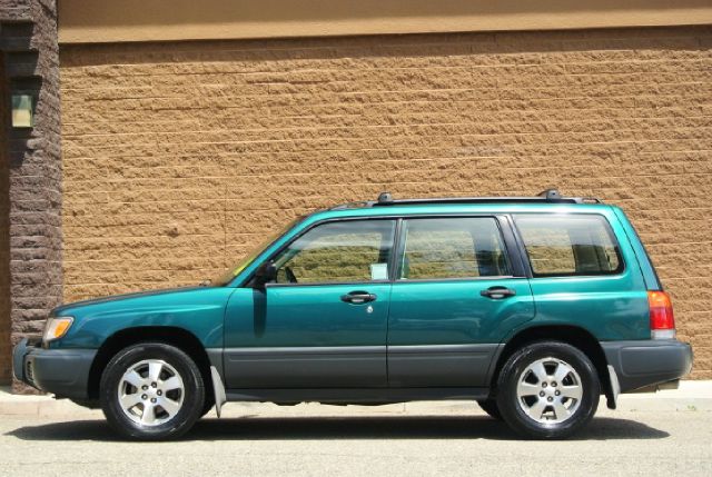 Subaru Forester 1998 photo 4