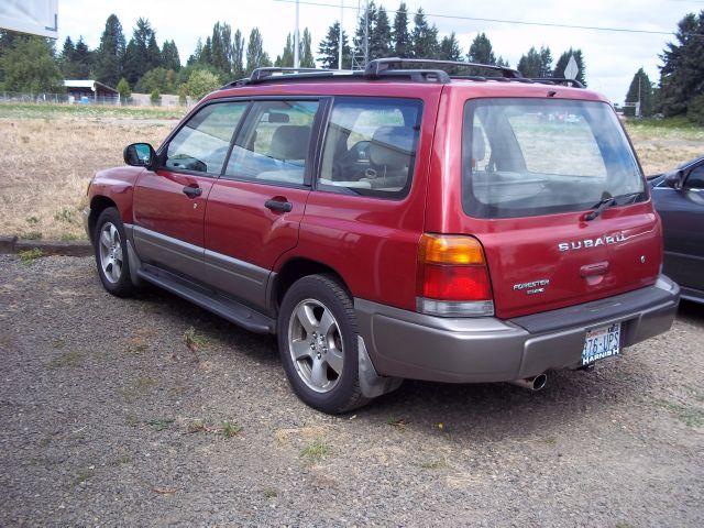 Subaru Forester 1998 photo 3