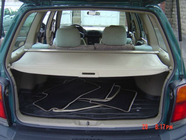 Subaru Forester 1998 photo 3