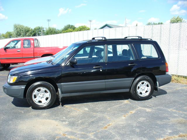 Subaru Forester 1998 photo 2