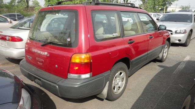 Subaru Forester 1999 photo 11