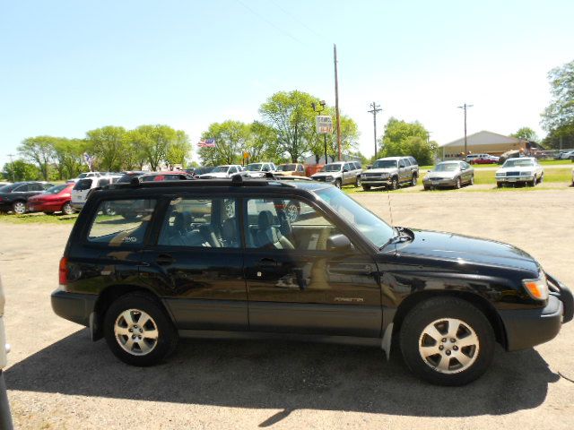 Subaru Forester 1999 photo 1