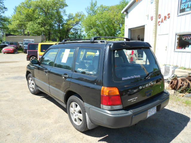 Subaru Forester 1999 photo 7