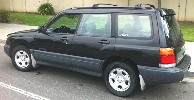 Subaru Forester 1999 photo 8