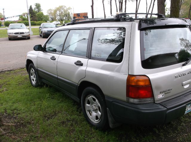 Subaru Forester 1999 photo 9