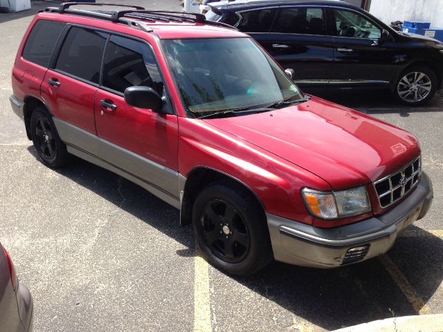 Subaru Forester 1999 photo 4