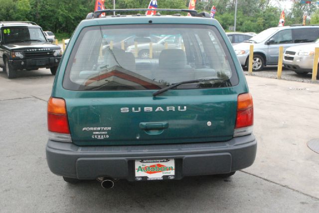 Subaru Forester ESi SUV