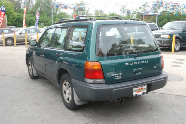 Subaru Forester 2000 photo 11