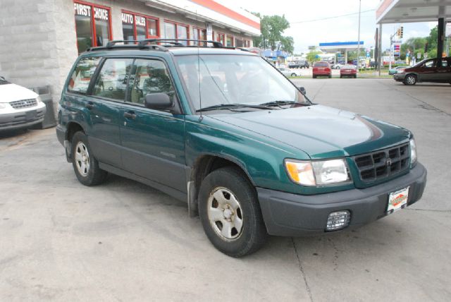 Subaru Forester 2000 photo 4