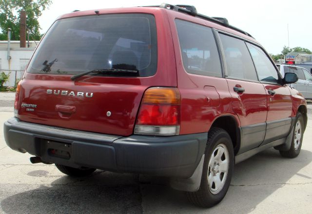 Subaru Forester 2000 photo 12