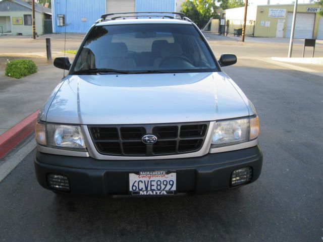 Subaru Forester 2000 photo 24