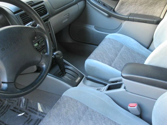 Subaru Forester 2000 photo 9