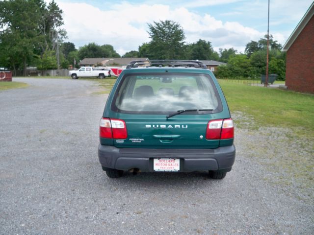 Subaru Forester 2001 photo 1