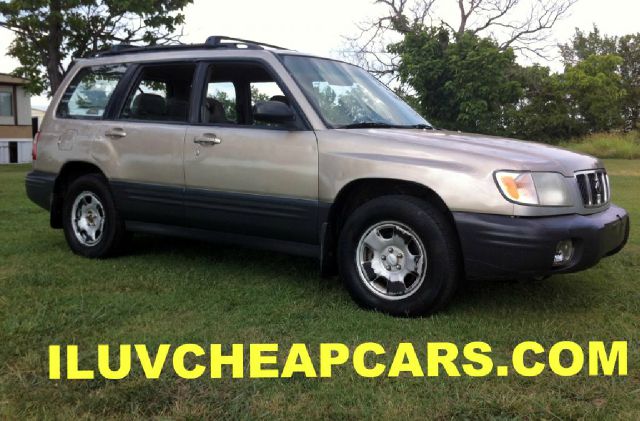 Subaru Forester 2001 photo 1