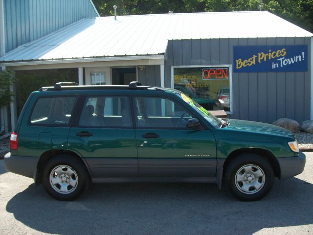 Subaru Forester 2001 photo 2