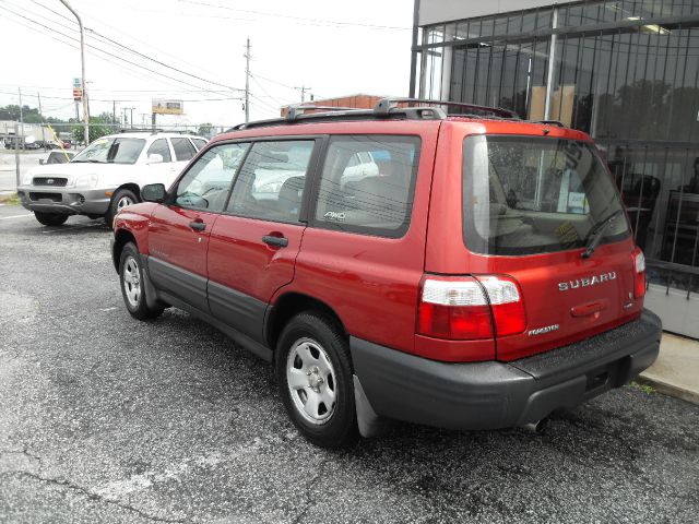 Subaru Forester 2001 photo 2