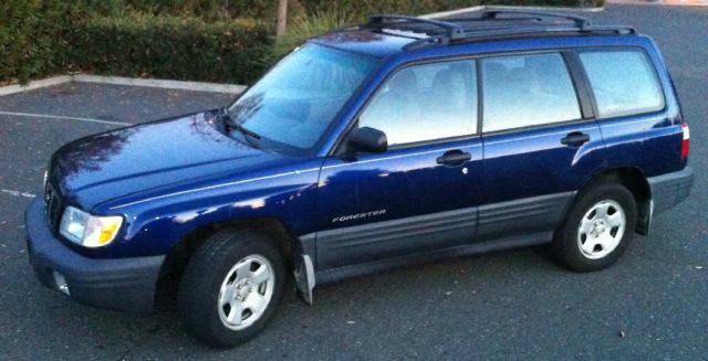 Subaru Forester 2001 photo 3