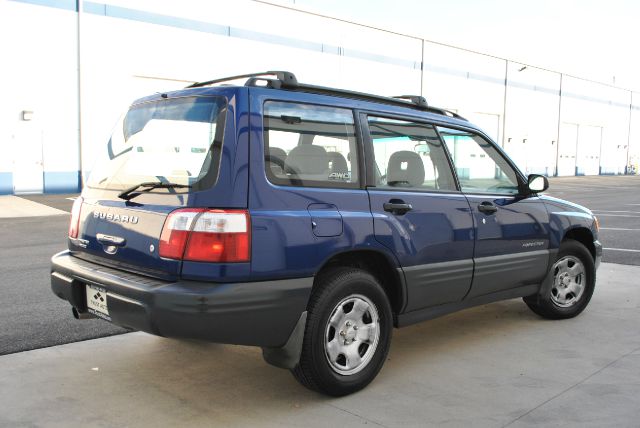 Subaru Forester 2001 photo 3