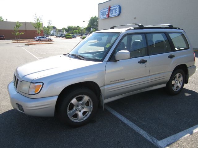 Subaru Forester 2001 photo 3