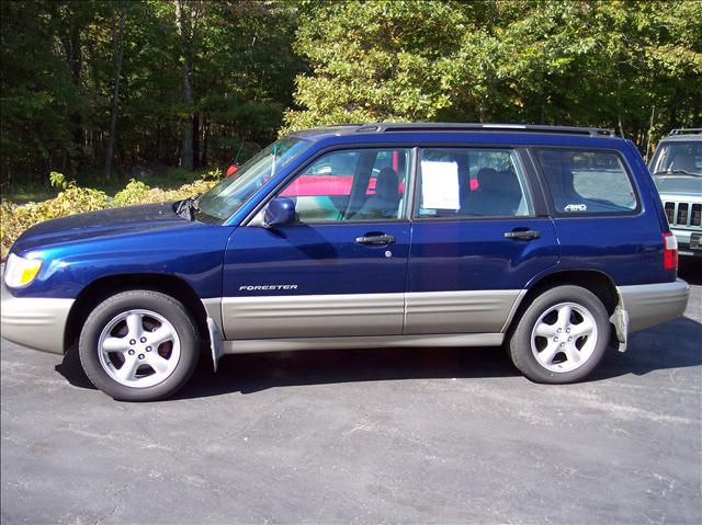 Subaru Forester 2001 photo 1
