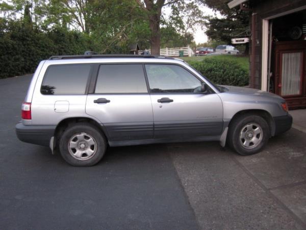 Subaru Forester 2002 photo 3