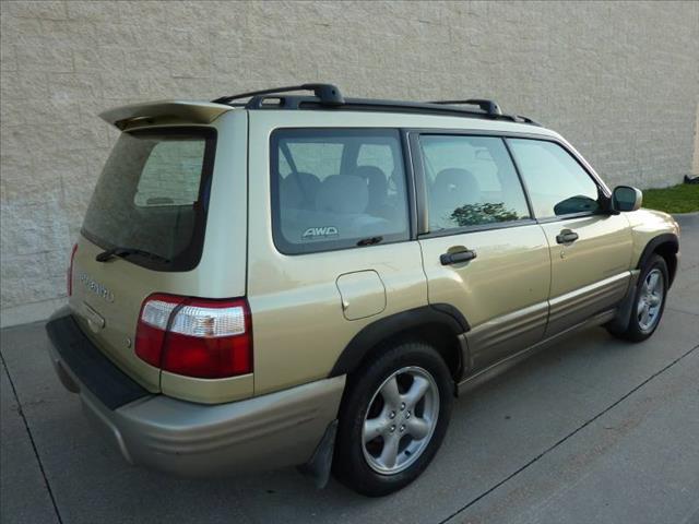 Subaru Forester 2002 photo 10