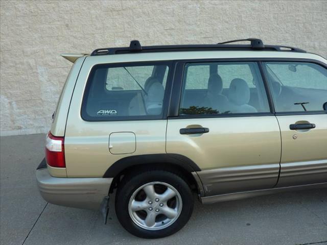 Subaru Forester 2002 photo 7