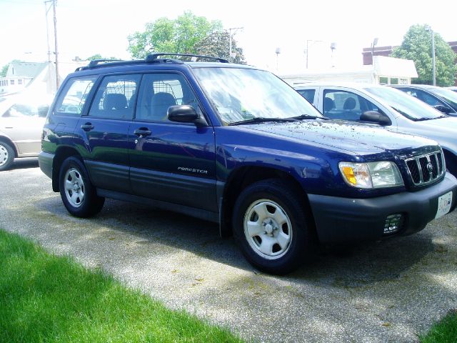 Subaru Forester 2002 photo 2