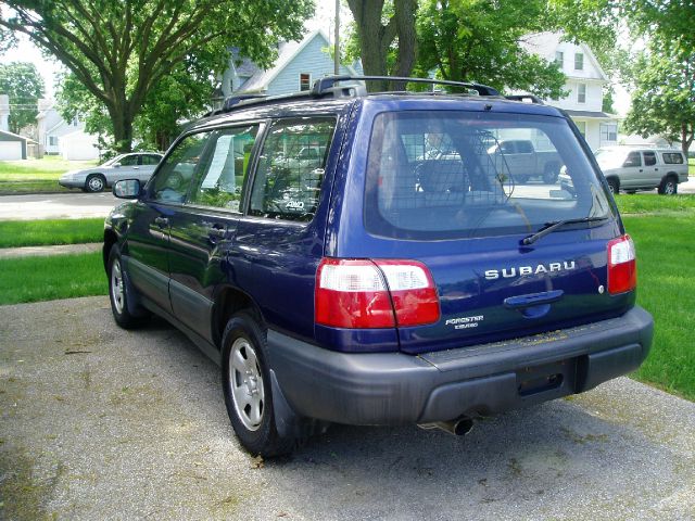 Subaru Forester 2002 photo 4