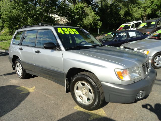 Subaru Forester 2002 photo 2