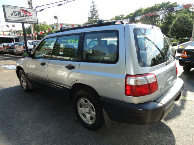 Subaru Forester 2002 photo 3