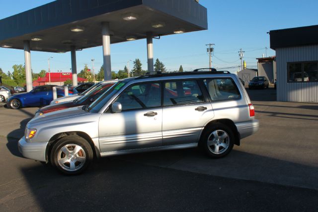 Subaru Forester 2002 photo 4