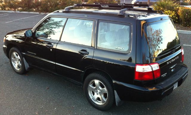 Subaru Forester 2002 photo 1