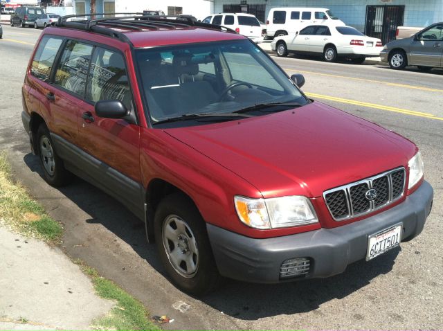 Subaru Forester 2002 photo 3