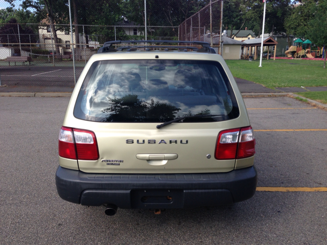 Subaru Forester 2002 photo 3