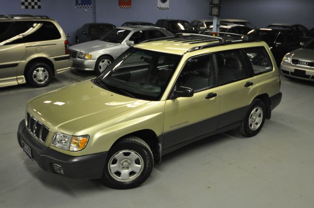 Subaru Forester 2002 photo 2